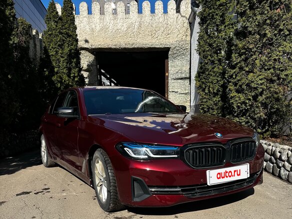 2022 BMW 5 серии 520i VII (G30/G31/G38) Рестайлинг, белый, 3400000 рублей - вид 1