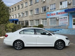 2017 Volkswagen Jetta VI Рестайлинг, белый, 1700000 рублей, вид 4