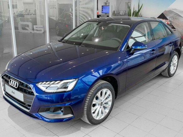 2021 Audi A4 35 TFSI V (B9) Рестайлинг, синий - вид 4