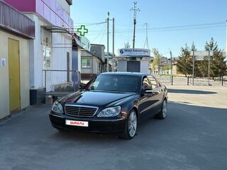 2002 Mercedes-Benz S-Класс 350 Long IV (W220) Рестайлинг, чёрный, 925000 рублей, вид 1