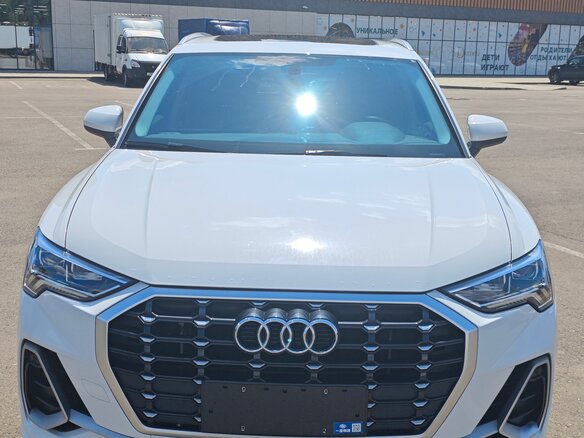 2023 Audi Q3 35 TFSI II (F3), белый, 2850000 рублей - вид 1