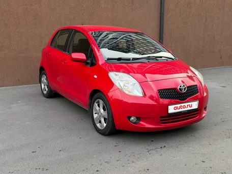 2008 Toyota Yaris II, красный, 700000 рублей, вид 3