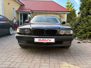 2000 BMW 7 серии 735i III (E38) Рестайлинг, чёрный, 950000 рублей, вид 1