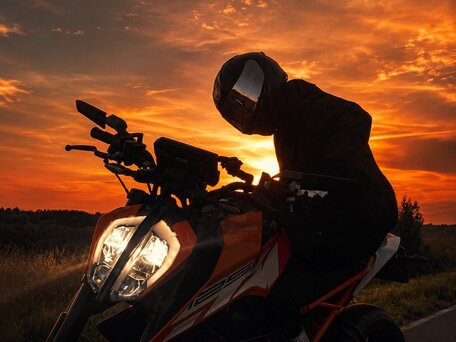 2018 KTM 125 Duke, оранжевый, 400000 рублей, вид 1