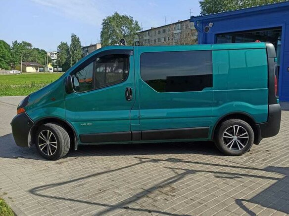 2004 Renault Trafic II, зелёный, 1600000 рублей - вид 8