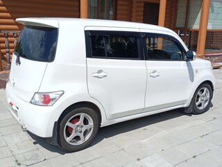 2009 Toyota bB II Рестайлинг, белый, 695000 рублей, вид 4