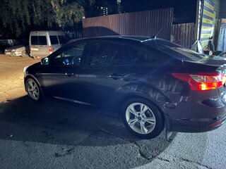 2013 Ford Focus III, чёрный, 1015000 рублей, вид 4