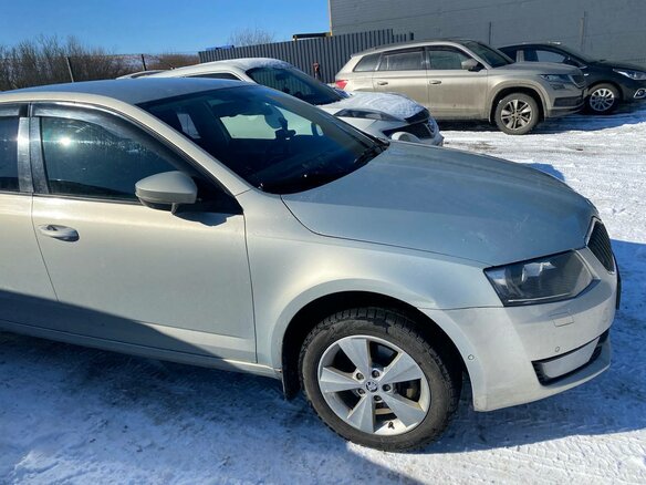 2015 Skoda Octavia III (A7), серебристый, 1500000 рублей - вид 1
