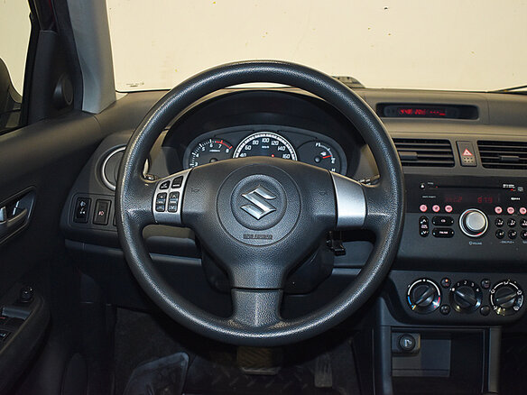 2007 Suzuki Swift AMT III, красный - вид 17