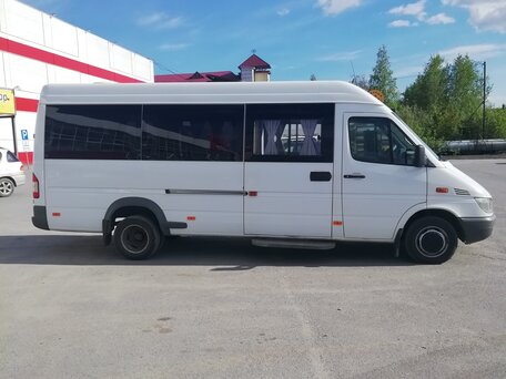2013 Mercedes-Benz Sprinter Classic, белый, 2100000 рублей, вид 2