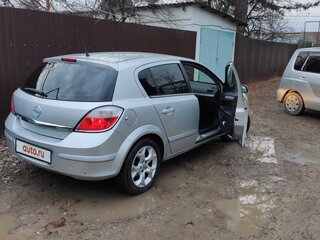2006 Opel Astra H, серебристый, 555000 рублей, вид 3