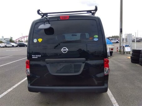 2019 Nissan NV200, чёрный, 1850000 рублей, вид 4