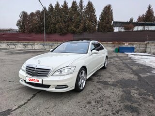 2009 Mercedes-Benz S-Класс 550 Long V (W221), белый, 1890000 рублей, вид 1