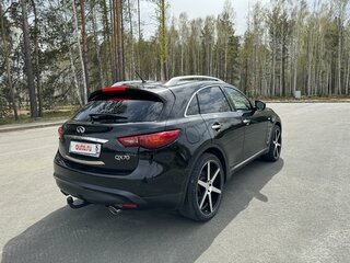 2017 Infiniti QX70, чёрный, 2900000 рублей, вид 4