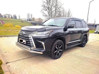 2015 Lexus LX 450d III Рестайлинг 2, чёрный, 6500000 рублей, вид 3
