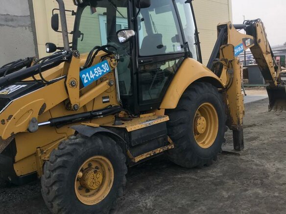 2012 Caterpillar 428F2 - вид 3