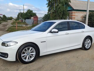 2013 BMW 5 серии 520i VI (F10/F11/F07), белый, 2100000 рублей, вид 4