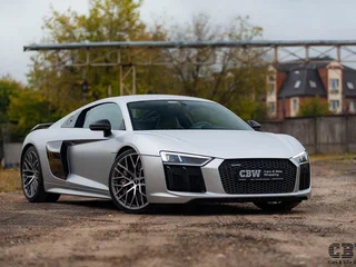 2016 Audi R8 V10 plus II (4S), серый, 11000000 рублей, вид 3