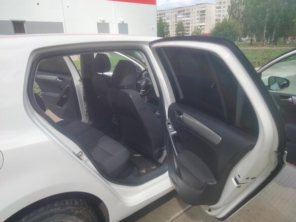 2011 Volkswagen Golf VI, белый, 425000 рублей - вид 13