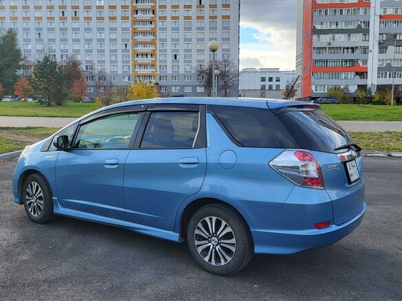 2014 Honda Fit Shuttle I Рестайлинг, голубой, 1100000 рублей - вид 7