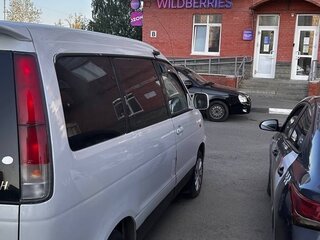 1999 Toyota Lite Ace Noah V, серебристый, 600000 рублей, вид 3