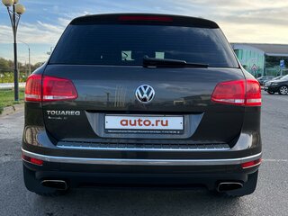 2015 Volkswagen Touareg II Рестайлинг, коричневый, 2700000 рублей, вид 3