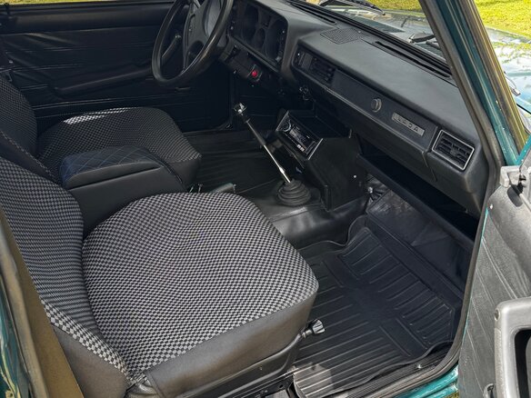 2007 Lada (ВАЗ) 2105, зелёный, 240000 рублей - вид 9