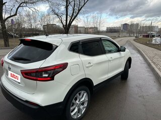 2018 Nissan Qashqai II Рестайлинг, белый, 1700000 рублей, вид 3