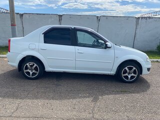 2010 Renault Logan I Рестайлинг, белый, 580000 рублей, вид 5