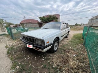 1986 Nissan Laurel V (C32), белый, 370000 рублей, вид 1