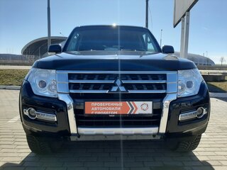 2015 Mitsubishi Pajero IV Рестайлинг 2, чёрный, 2530000 рублей, вид 3