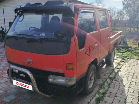 1996 Toyota Dyna, оранжевый, 700000 рублей, вид 1