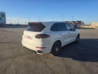 2015 Porsche Cayenne S Diesel II Рестайлинг (958), белый, 4850000 рублей, вид 3