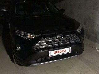 2020 Toyota RAV4 V (XA50), чёрный, 5530000 рублей, вид 1