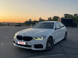 2019 BMW 5 серии 530d xDrive VII (G30/G31/G38), белый, 4380000 рублей, вид 1