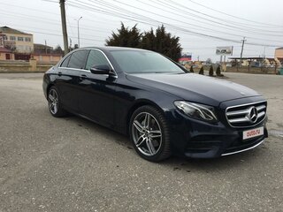2018 Mercedes-Benz E-Класс 220 d V (W213, S213, C238), синий, 3600000 рублей, вид 3