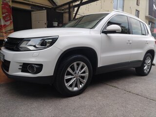 2012 Volkswagen Tiguan I Рестайлинг, белый, 1550000 рублей, вид 1