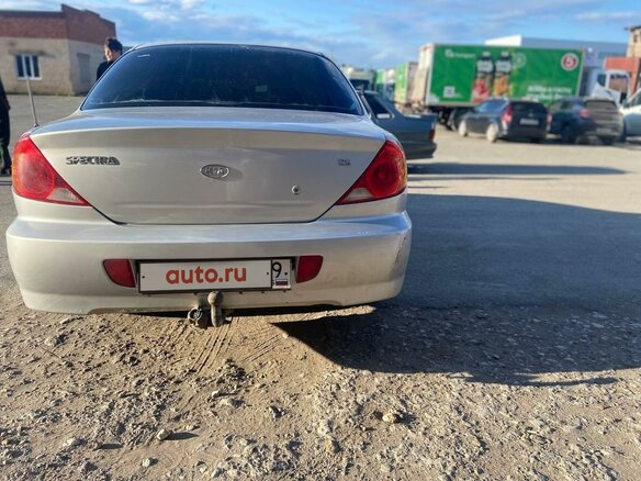 2005 Kia Spectra I Рестайлинг 2, серебристый, 278000 рублей - вид 3