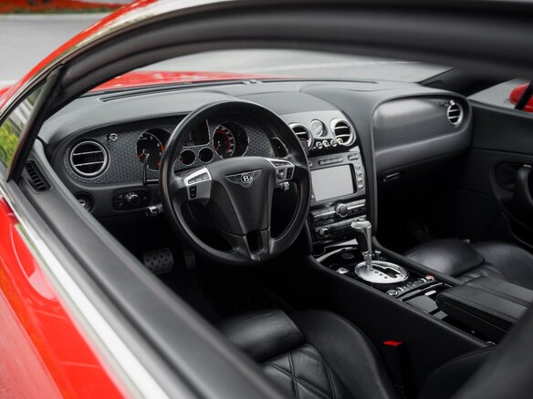 2009 Bentley Continental GT Speed I, красный, 4450000 рублей - вид 18