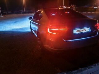 2016 Skoda Superb III, серый, 2200000 рублей, вид 3