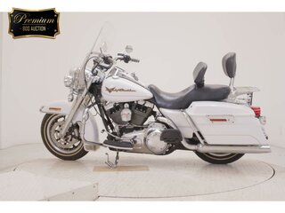 2008 Harley-Davidson Road King, белый, 899000 рублей, вид 1