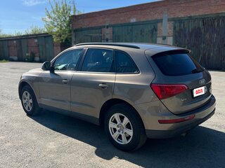 2009 Audi Q5 I (8R), бежевый, 1350000 рублей, вид 4