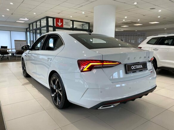 2024 Skoda Octavia IV (A8), белый - вид 2