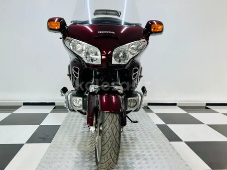 2006 Honda GL 1800 Gold Wing, пурпурный, 1275000 рублей, вид 4