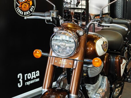 2026 Royal Enfield Classic 350, коричневый, 502000 рублей, вид 3