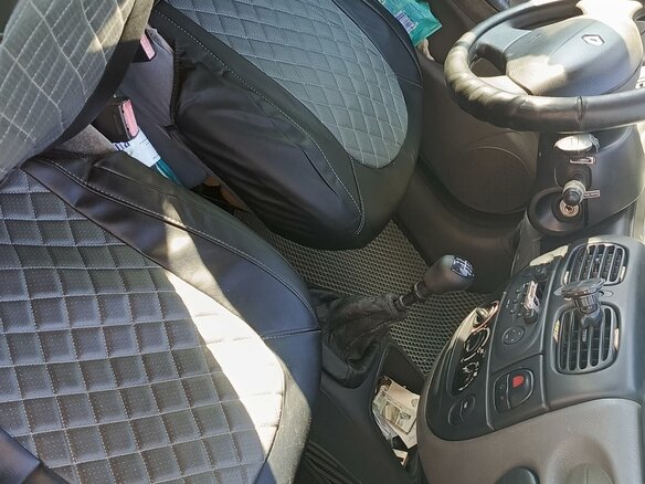 2001 Renault Megane I Рестайлинг, зелёный, 300000 рублей - вид 8