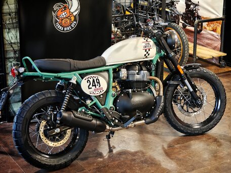 2026 Royal Enfield Bear 650, белый, 747000 рублей, вид 2
