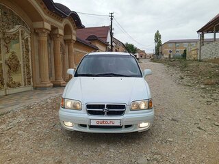 2001 Hyundai Trajet I, белый, 1000000 рублей, вид 1