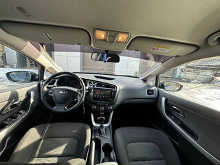 2016 Kia Ceed II Рестайлинг, синий, 1800000 рублей, вид 1