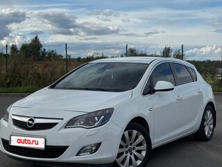 2011 Opel Astra J, белый, 550000 рублей, вид 1